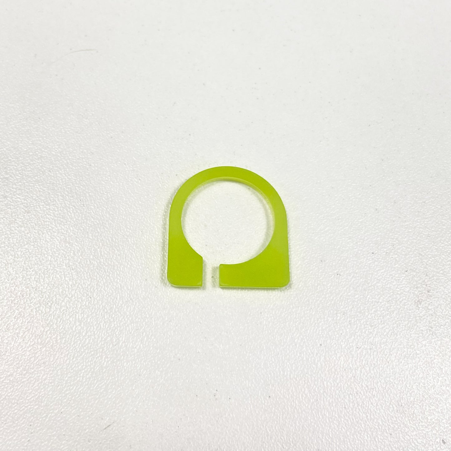 Anillo Nodo de metacrilato