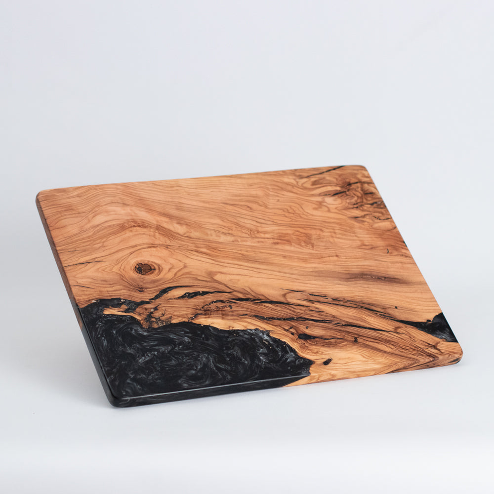 Tabla de olivo y resina