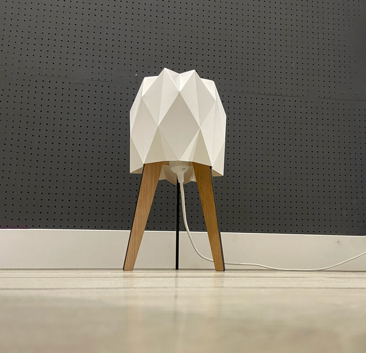 Lámpara de madera y Origami Medusa