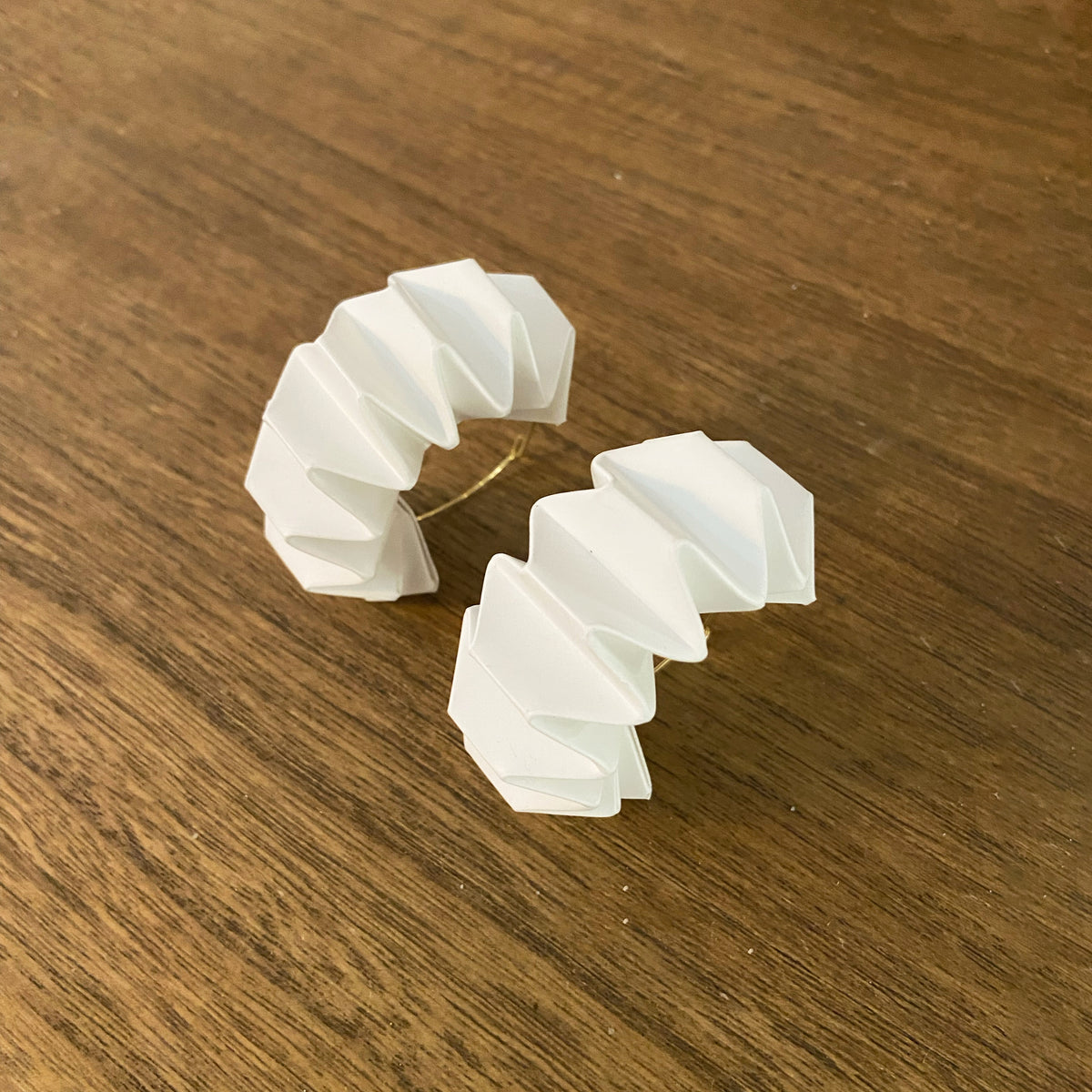 Pendientes Plise de papel de piedra