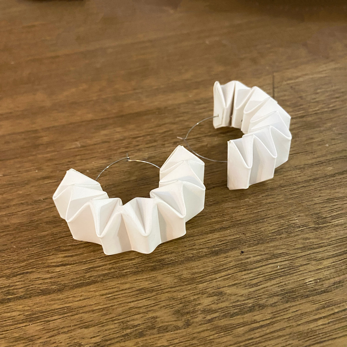 Pendientes Plise de papel de piedra