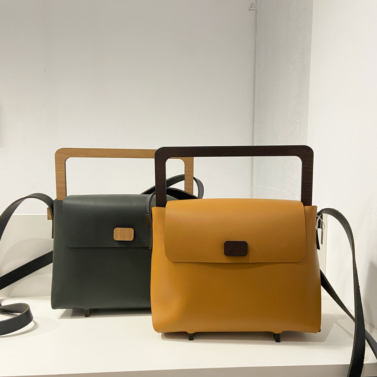 Bolso Cuenca madera y cuero