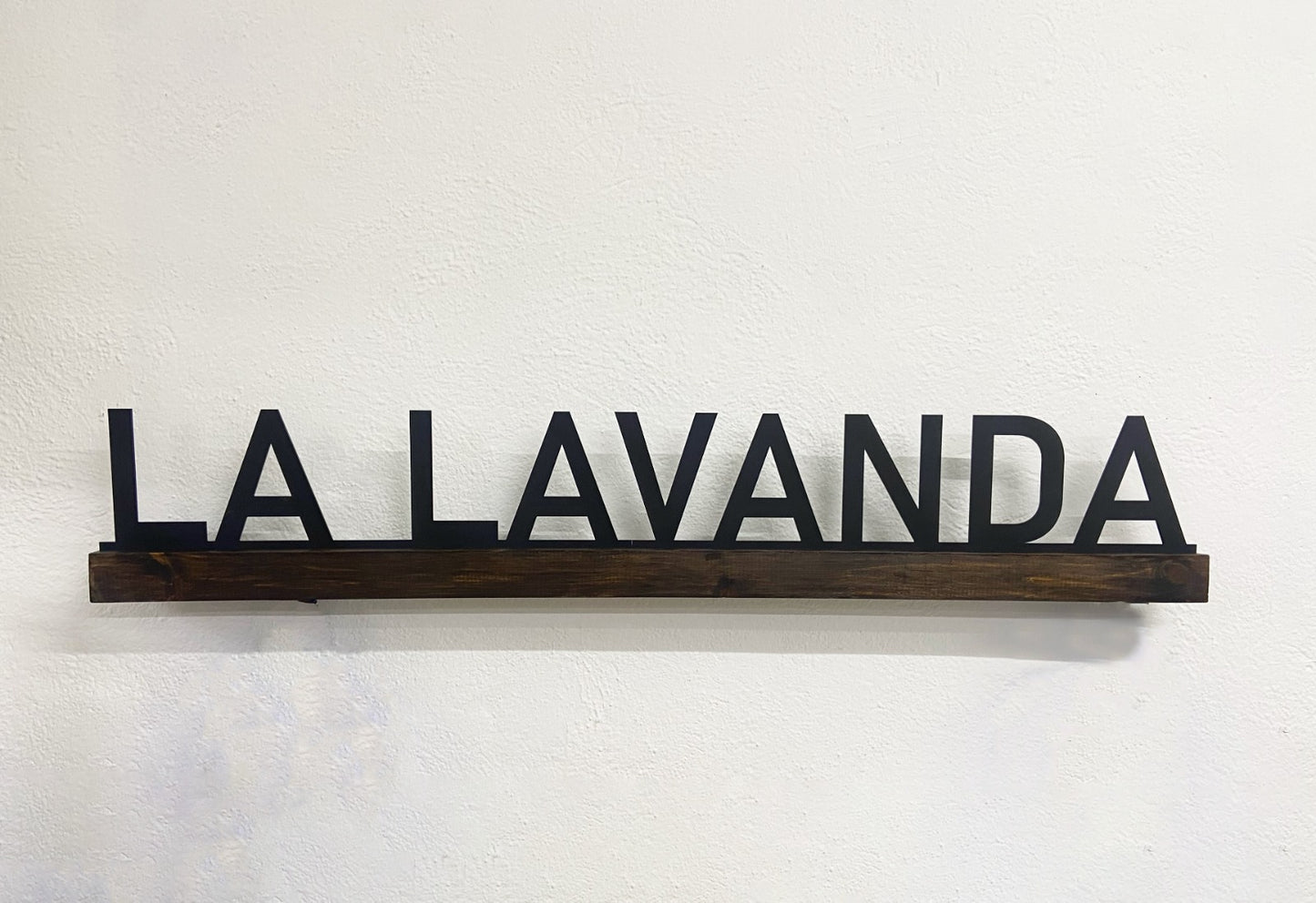 Letrero en madera y metacrilato